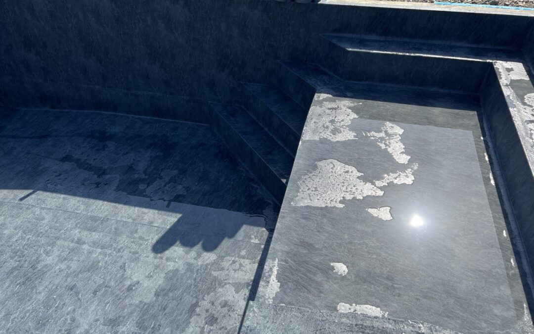 Neubau Betonbecken und Folienauskleidung in Meggen LU